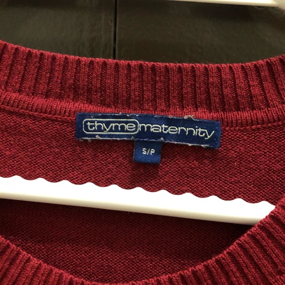 Lovely maroon strechable tops - Picture 2 of 3